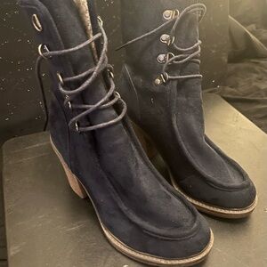 Monroe & Main Dark Blue Lace-Up Boots